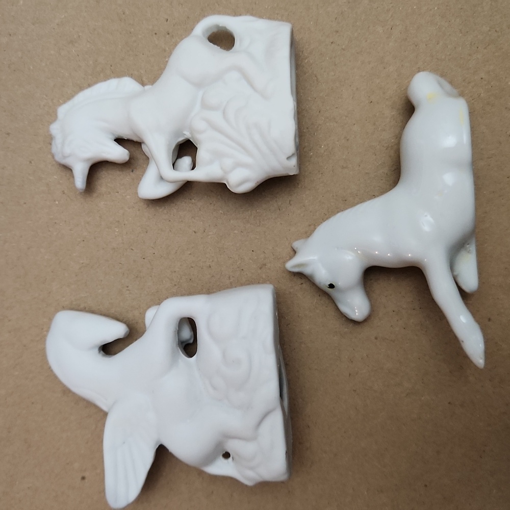 Unicorn & Pegasus Unglazed Vintage Aldon Porcelain 80s Figurines & Glossy Horse